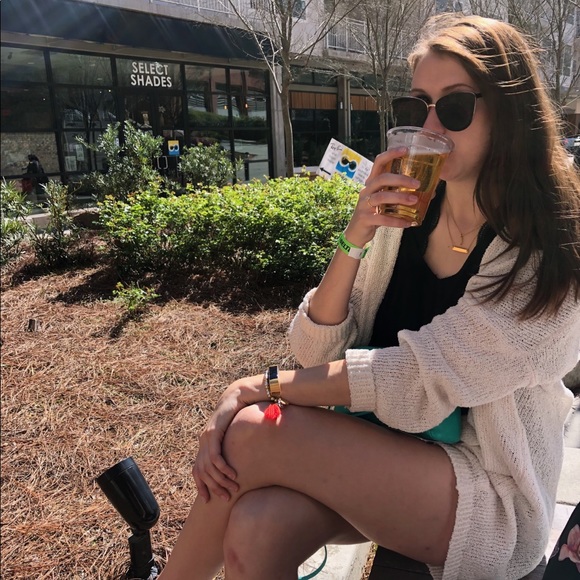 Meet your Posher, Haley - Picture 2 of 3